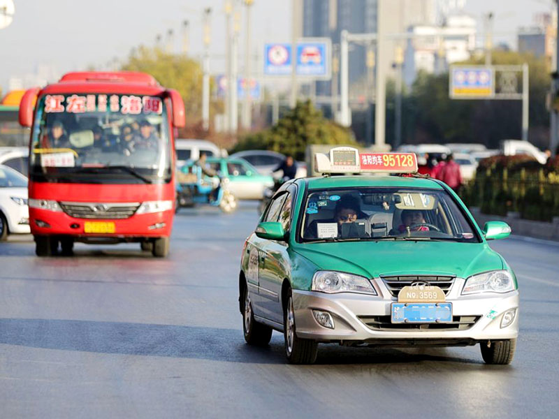 如何預(yù)約出租車？提前預(yù)約超方便！